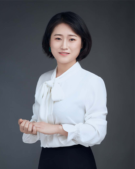 五湖留學顧問團隊-留學規劃師-李格 Mary